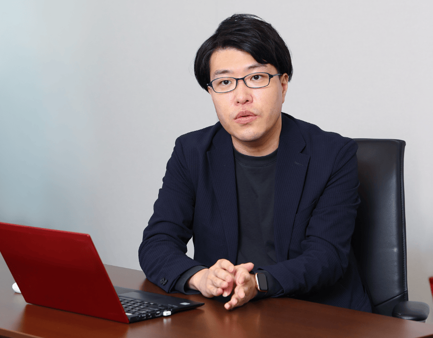 株式会社三菱UFJ銀行 営業本部 ケミカル・ウェルビーイング部 第三グループ 調査役 比留間識人さん