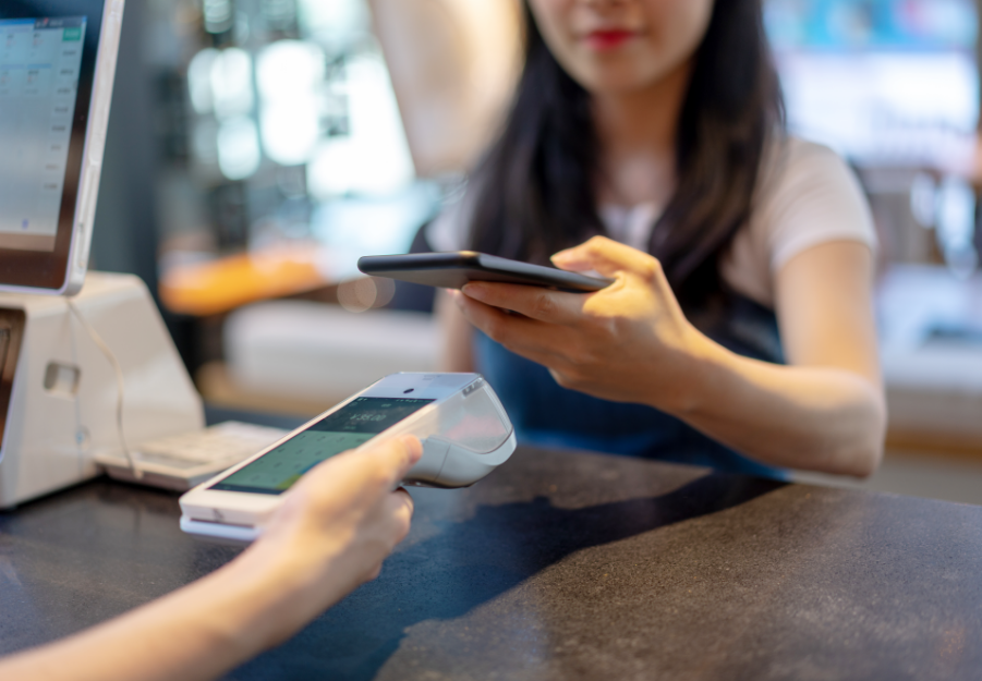 従来の仕組みから見えてきた人による対応の限界 画像1