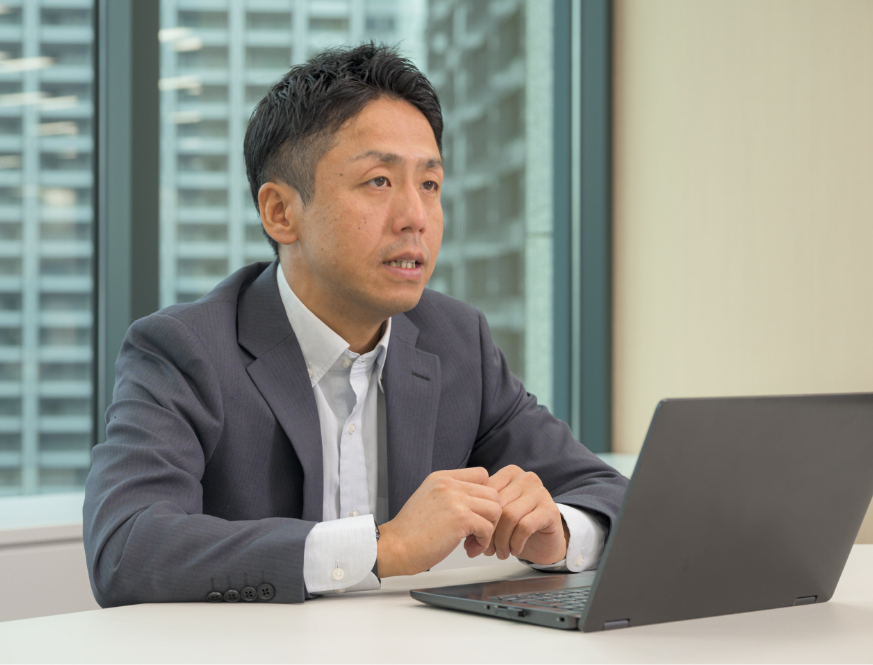 アコム株式会社 財務第一部 広報・IR室 課長 伊豆倉塁さん