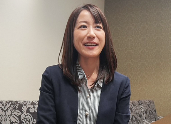 三菱UFJモルガン・スタンレー証券株式会社 コールセンター大阪 総合受付課 部長代理 藤原 紫帆さん