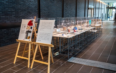 名古屋ビル1Ｆ通路での企画展