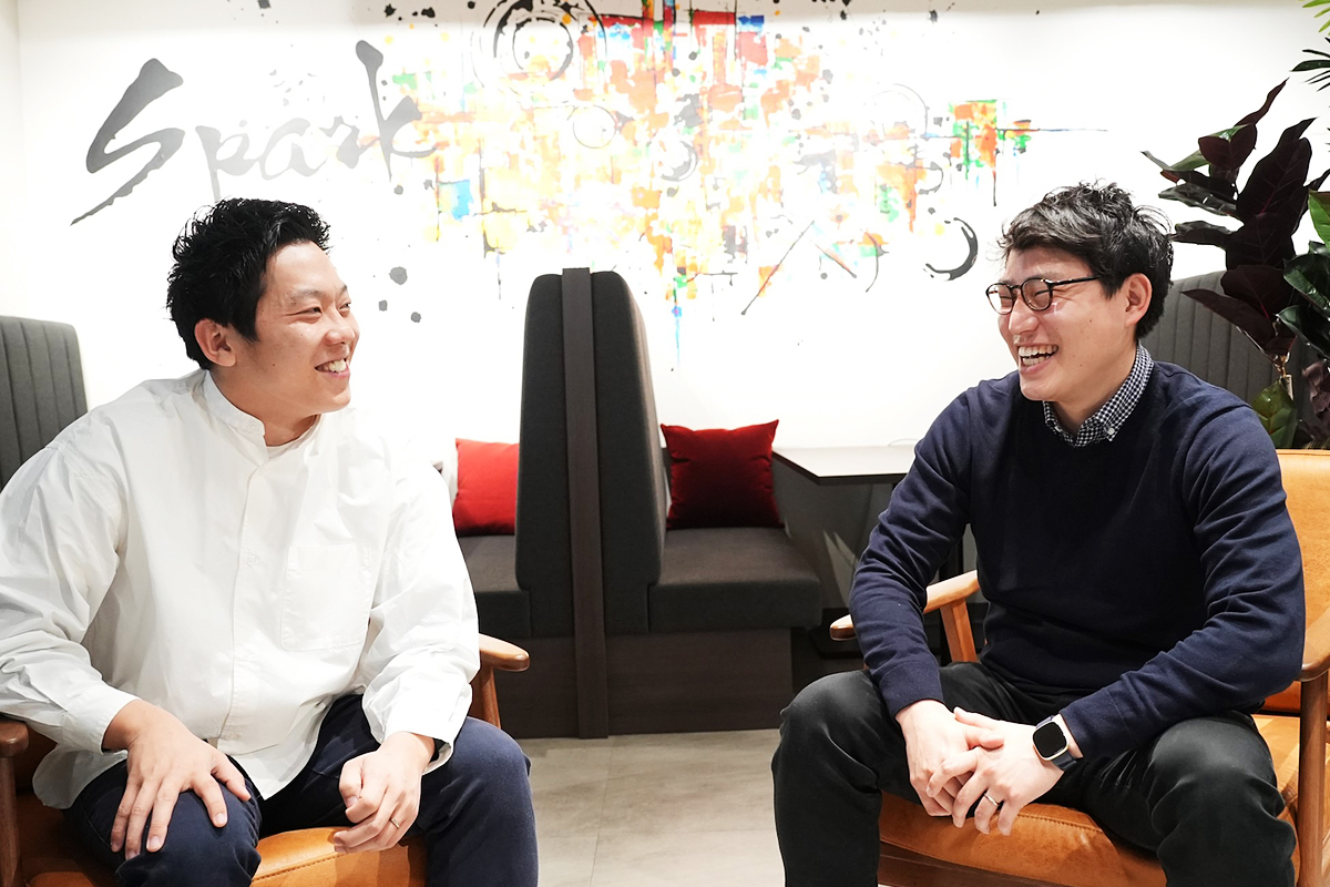 株式会社シナモン 事業開発部 守屋 圭氏と新井 恒希氏