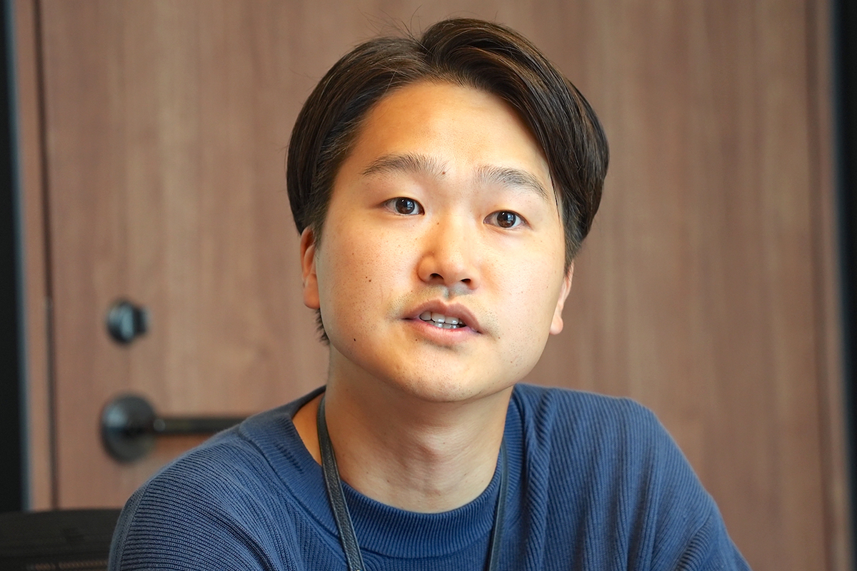 デジタルサービス企画部 DX室 新事業Gr　峰島 裕