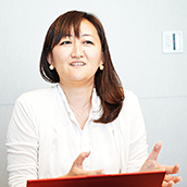 三菱UFJ銀行 デジタルサービス企画部DX室 業務改革Gr 調査役 菅野 優美子