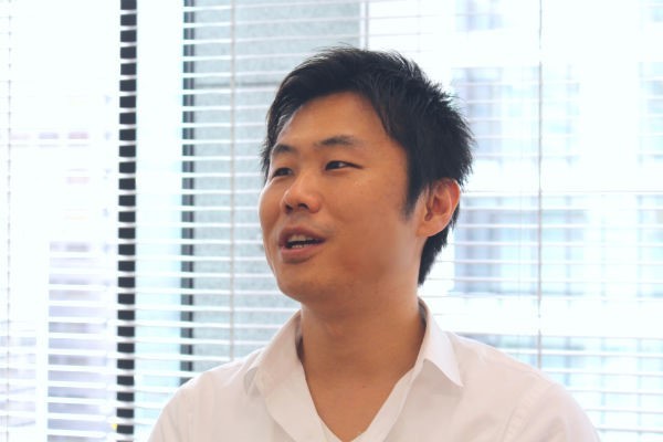 ゼノデータ・ラボ　関氏